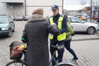 Pozytywne wzmocnienie pieszych i słodkości dla Pań w przeddzień ich święta