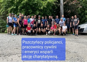 Zdjęcie przedstawia: grupę uczestników.