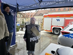 Zdjęcie przedstawia uczestników wydarzenia.