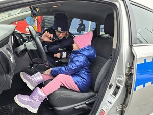 Zdjęcie przedstawia uczestników wydarzenia.