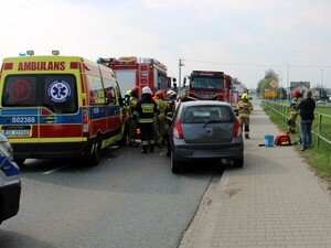 Zdjęcie przedstawia służby na miejscu zdarzenia.
