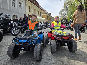 Zdjęcie przedstawia uczestników Motoserca.