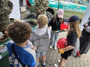 Zdjęcie z wydarzenia profilaktycznego pod nazwą Bezpieczny powiat.