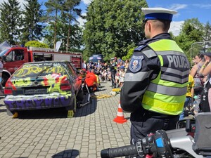 Zdjęcie z wydarzenia profilaktycznego pod nazwą Bezpieczny powiat.