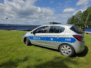 Zdjęcie przedstawia wspólne ćwiczenia służb na Jeziorze Goczałkowickim.