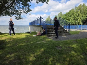 Zdjęcie przedstawia wspólne ćwiczenia służb na Jeziorze Goczałkowickim.