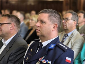 Zdjęcie: uroczysta zbiórka z okazji Święta Policji w Pszczynie