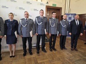 Zdjęcie: uroczysta zbiórka z okazji Święta Policji w Pszczynie.