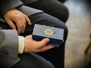 Zdjęcie: uroczysta zbiórka z okazji Święta Policji w Pszczynie.