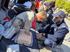 Zdjęcie przedstawia uczestników podczas bicia rekordu w RKO.