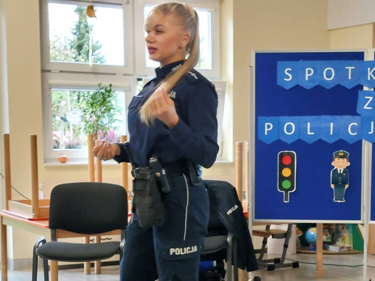Spotkanie policji z przedszkolakami w Goczałkowicach-Zdroju